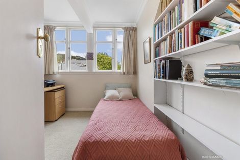 Photo of property in 10 Bristow Place, Karori, Wellington, 6012