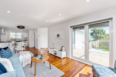 Photo of property in 5a Matenga Street, Waikanae, 5036