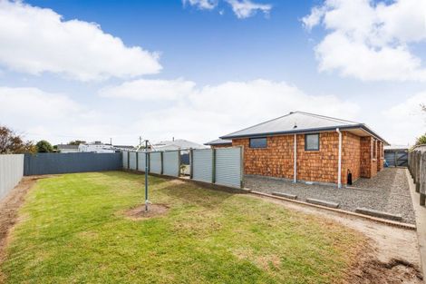 Photo of property in 64 Andrews Street, Foxton Beach, Foxton, 4815