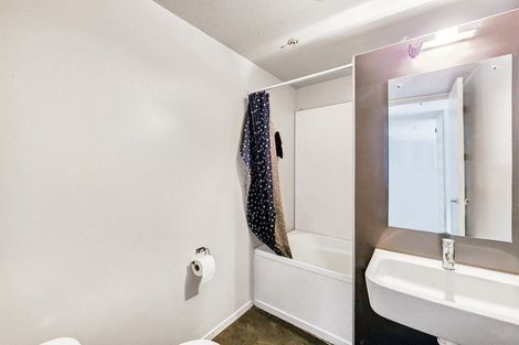 Photo of property in Vespa Apartments, 505/20 Hanson Street, Mount Cook, Wellington, 6021