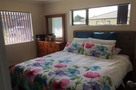 Photo of property in 30a Mili Way, Ranui, Auckland, 0612