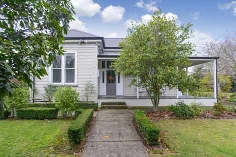 Photo of property in 2 Henderson Street, Otane, 4202