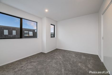 Photo of property in 1/17 Kingdale Road, Henderson, Auckland, 0610
