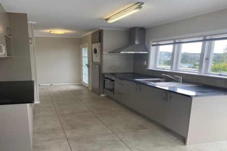 Photo of property in 101 Stanley Road, Glenfield, Auckland, 0629