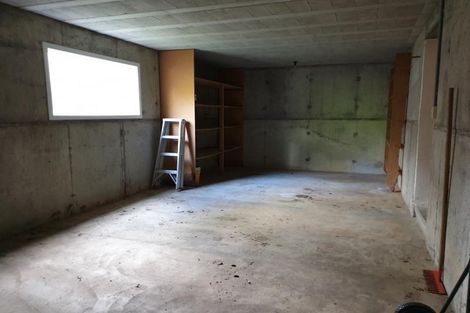 Photo of property in 5 Southern Cross Crescent, Island Bay, Wellington, 6023