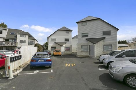 Photo of property in 7u5 Snead Place, Hamilton East, Hamilton, 3216