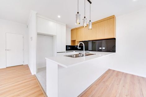 Photo of property in 180 Clevedon Road, Papakura, 2110