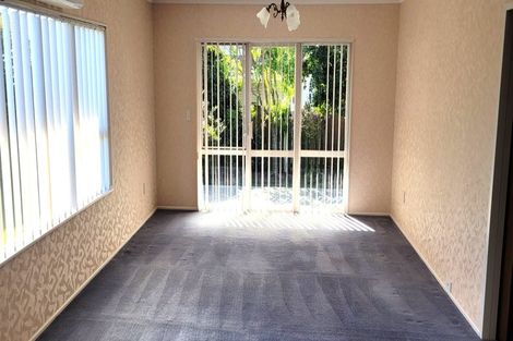 Photo of property in 17 Awanui Drive, Waikanae, 5036