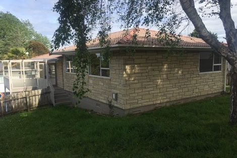 Photo of property in 35 Leaver Place, Weymouth, Auckland, 2103