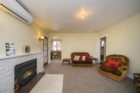 Photo of property in 24 Potaka Street, Marton, 4710