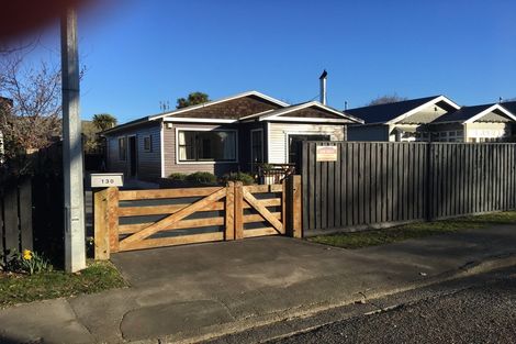 Photo of property in 130 Saint Martins Road, Saint Martins, Christchurch, 8022
