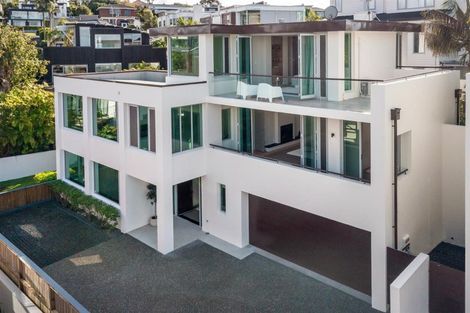 Photo of property in 22b Beach Road, Castor Bay, Auckland, 0620