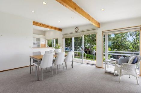 Photo of property in 193 Sandspit Road, Shelly Park, Auckland, 2014