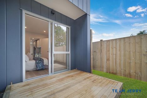 Photo of property in 19 Yellow Pear Lane, Karaka, 2578