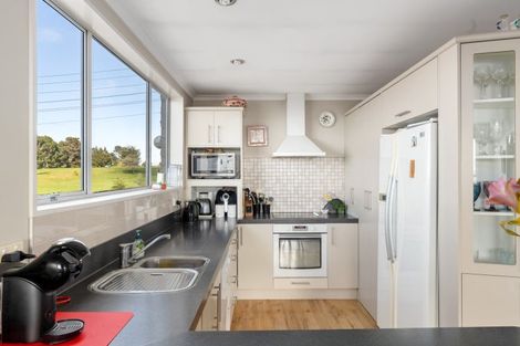 Photo of property in 59 Isadore Road, Saint Clair, Dunedin, 9012