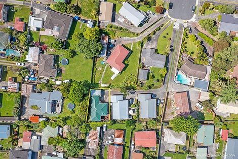 Photo of property in 3/14 Orchid Place, Te Atatu South, Auckland, 0610