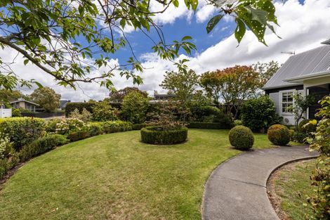 Photo of property in 43 James Cook Street, Havelock North, 4130