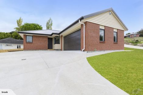 Photo of property in 7 Trosk Place, Waiuku, 2123