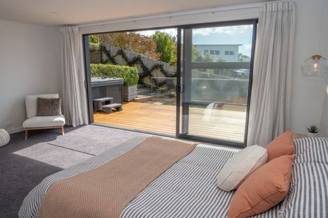 Photo of property in 5 Frangipani Street, Cable Bay, 0420
