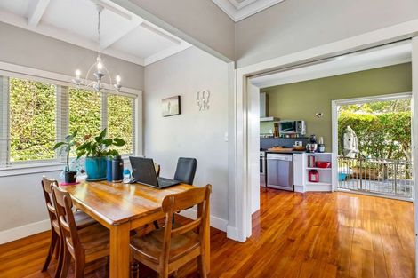 Photo of property in 1a Sherwood Avenue, Te Atatu South, Auckland, 0610