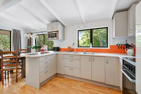 Photo of property in 2162 State Highway 16, Helensville, 0875