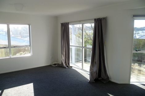 Photo of property in 27f4 Kenwyn Terrace, Newtown, Wellington, 6021