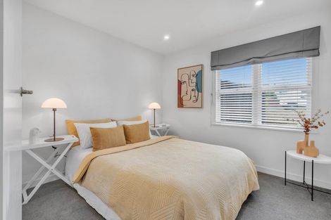Photo of property in 109 Target Road, Totara Vale, Auckland, 0629