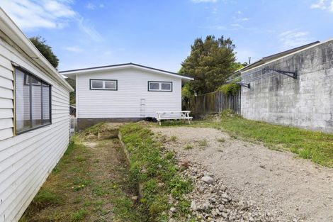 Photo of property in 14 Matariki Grove, Wainuiomata, Lower Hutt, 5014