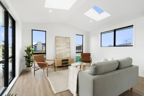 Photo of property in 77 Maturiki Drive, Ruakaka, One Tree Point, 0118
