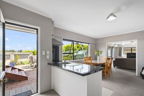 Photo of property in 161 Luckens Road, West Harbour, Auckland, 0618