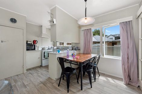 Photo of property in 3b Bleakley Place, Hillcrest, Hamilton, 3216