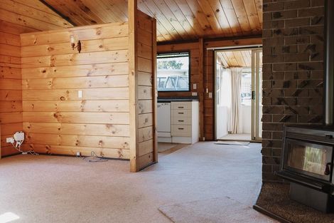 Photo of property in 7 Kanawa Street, Waikanae, 5036