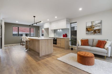 Photo of property in 1d Stottholm Road, Titirangi, Auckland, 0604