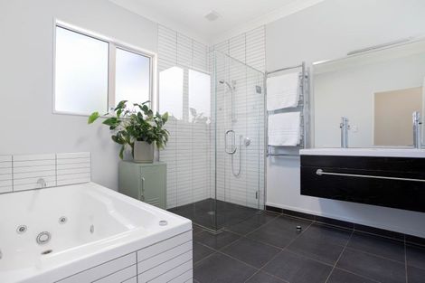 Photo of property in 44 Udy Street, Greytown, 5712