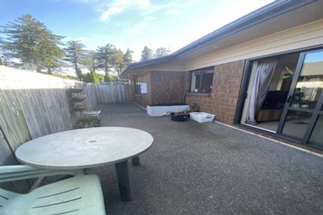 Photo of property in 108u7 Old Farm Road, Hamilton East, Hamilton, 3216