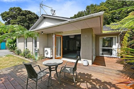 Photo of property in 62a Chatsworth Road, Silverstream, Upper Hutt, 5019