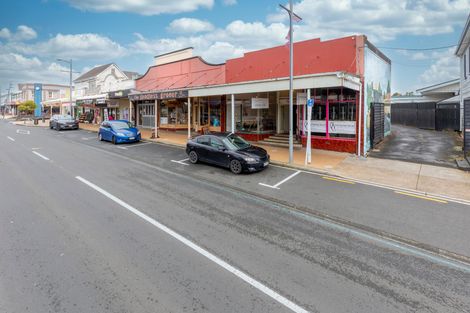 Photo of property in 7 Queen Street, Northcote Point, Auckland, 0627