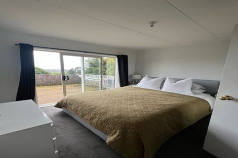 Photo of property in 1 Hartley Terrace, Massey, Auckland, 0614