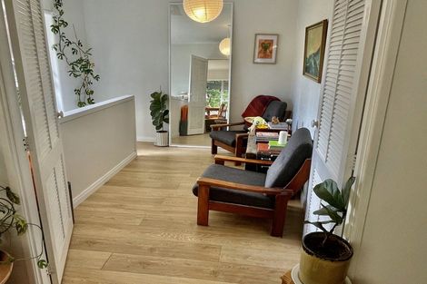 Photo of property in 2/24 Lauderdale Road, Birkdale, Auckland, 0626