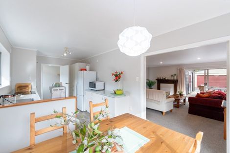 Photo of property in 71 Blue Mountains Road, Pinehaven, Upper Hutt, 5019