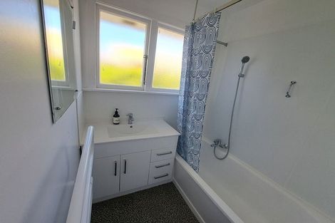 Photo of property in 16 Hurunui Street, Cracroft, Christchurch, 8025
