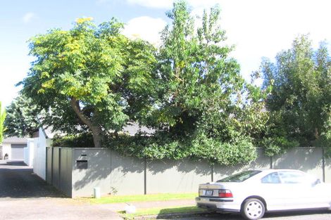Photo of property in 2/19 Morrow Avenue, Bucklands Beach, Auckland, 2012