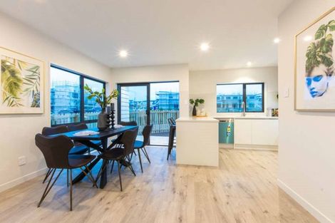 Photo of property in 15 Tahingamanu Road, Hobsonville, Auckland, 0616