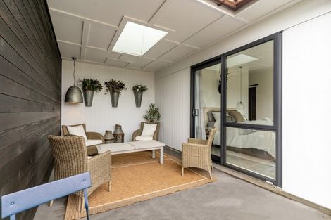 Photo of property in 16 Oates Place, Greytown, 5712