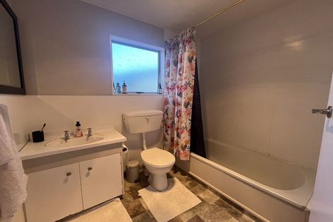 Photo of property in 31 Acacia Street, Kelvin Grove, Palmerston North, 4414