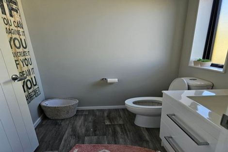 Photo of property in 17a Terry Crescent, Milson, Palmerston North, 4414