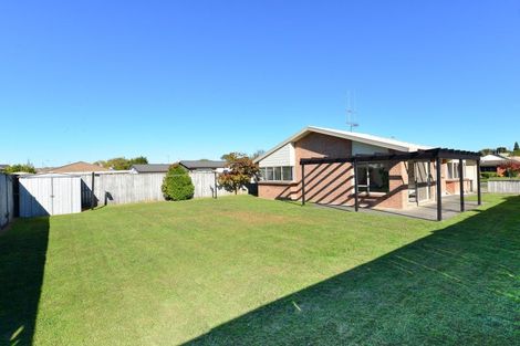 Photo of property in 19 Moreland Avenue, Pukete, Hamilton, 3200