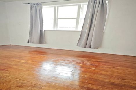 Photo of property in 18 Saint Leonards Road, Kelston, Auckland, 0602