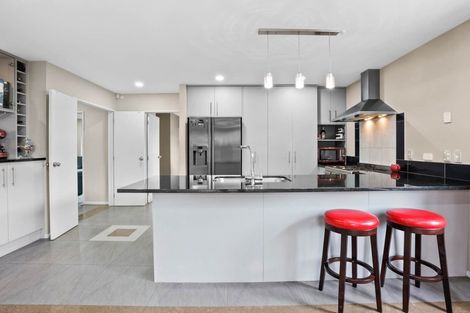 Photo of property in 28 Malahide Drive, Flat Bush, Auckland, 2019