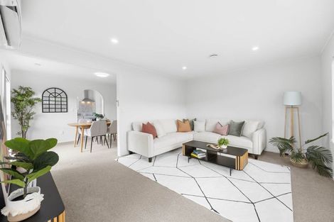 Photo of property in 2/126 Carruth Road, Papatoetoe, Auckland, 2025